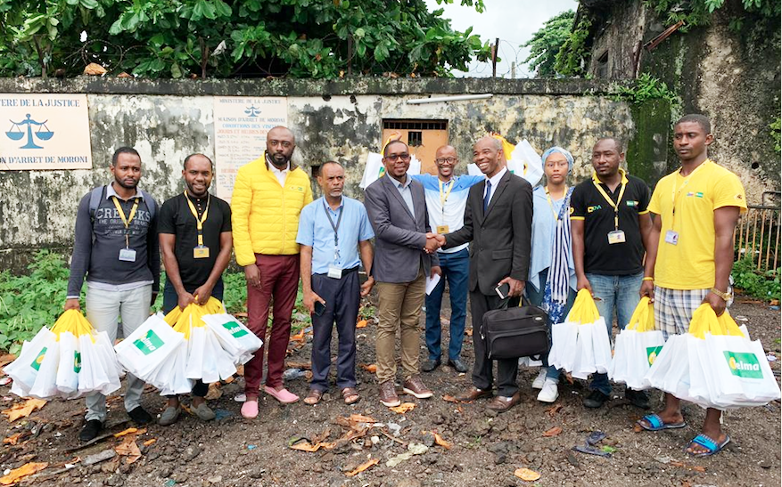 image Telma offre des kits hygiéniques aux prisonniers